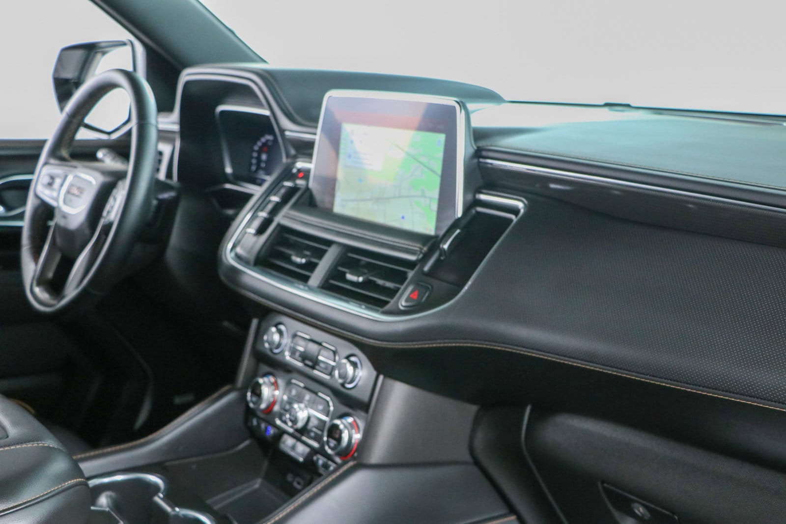 2023 GMC Yukon AT4 - Photo 31