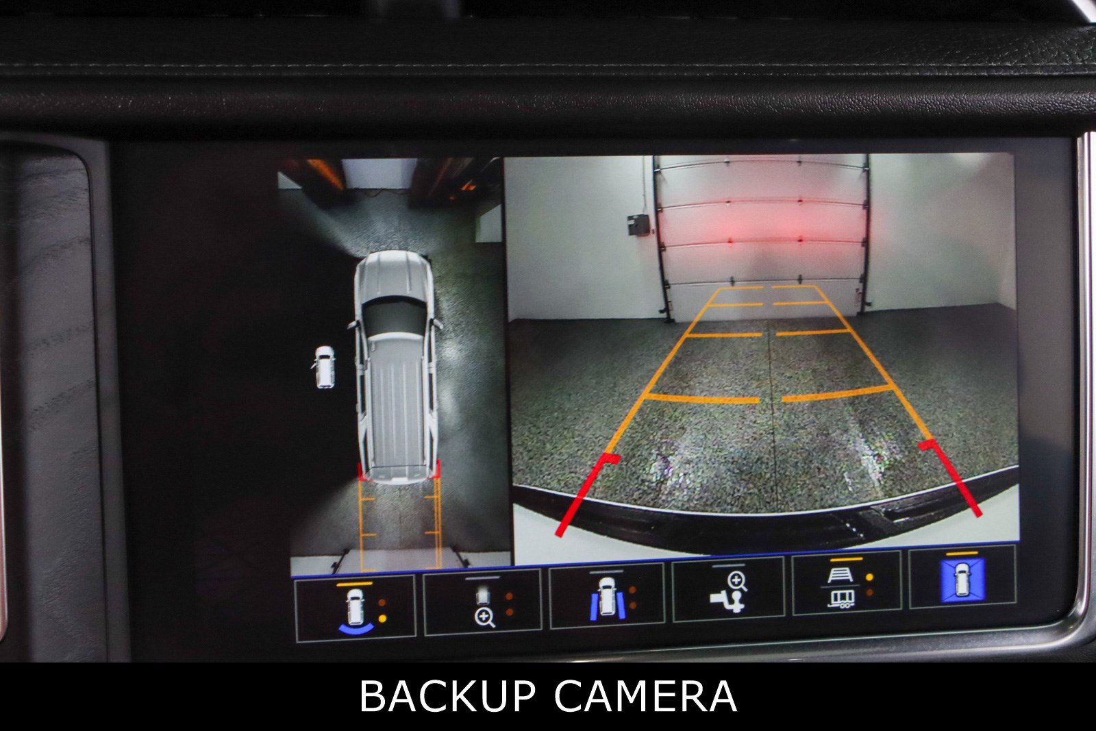 2023 GMC Yukon Denali - Photo 20