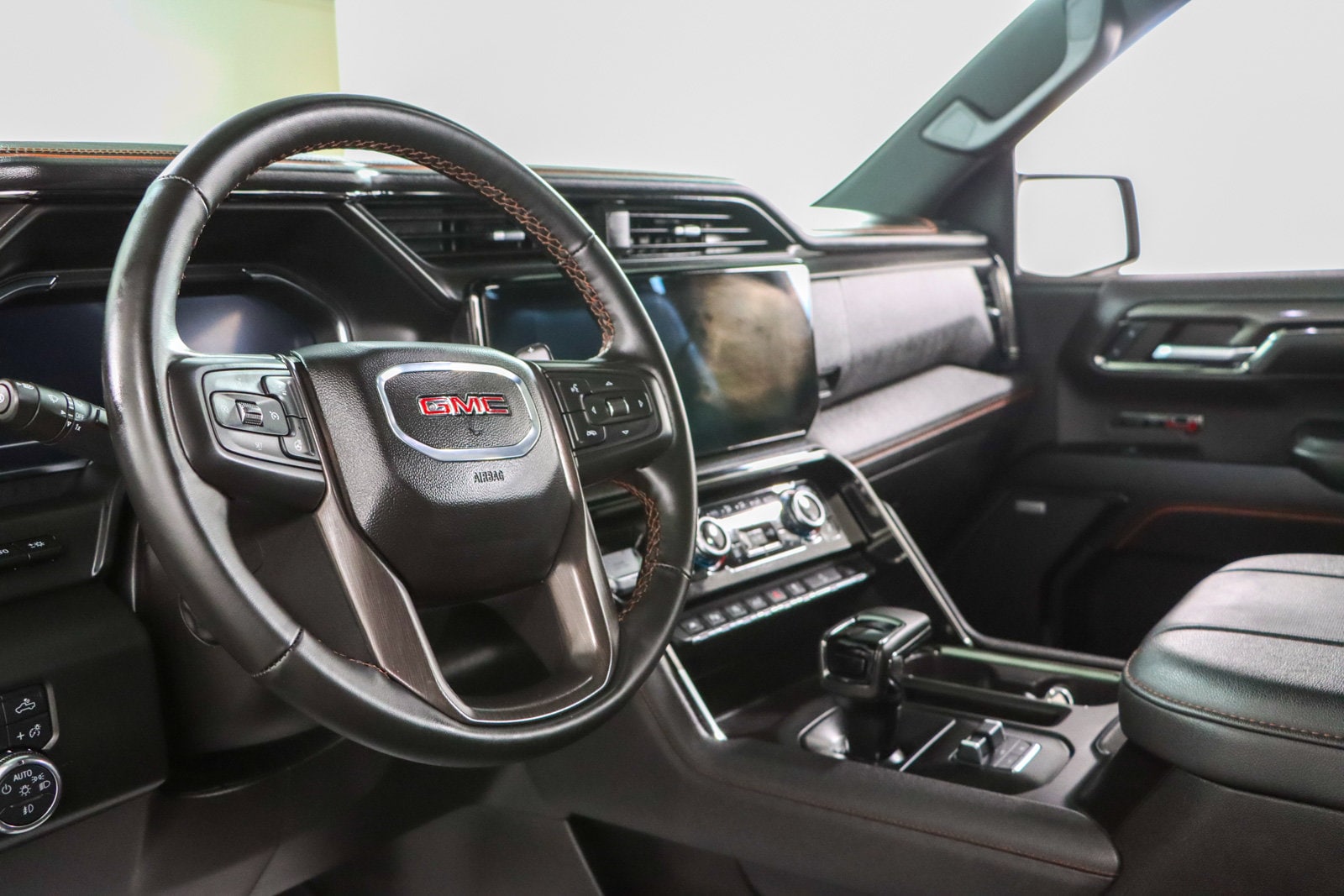 2024 GMC Sierra 1500 AT4 - Photo 27