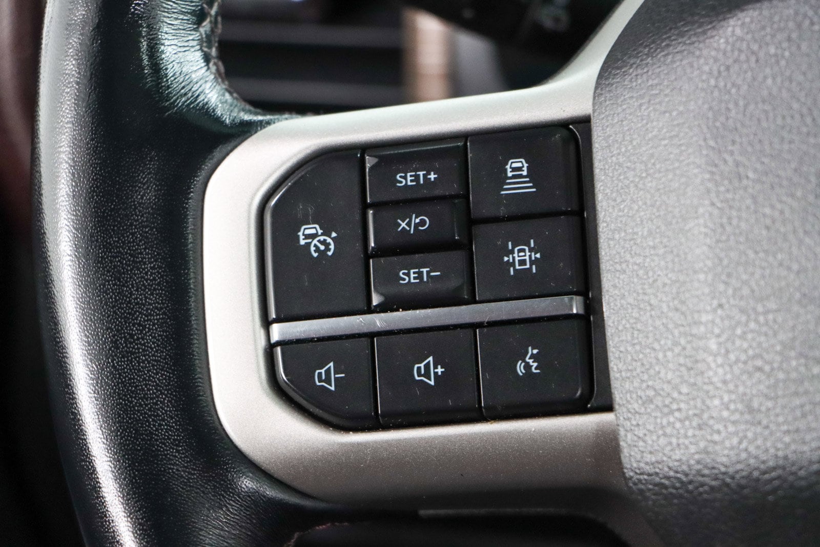 2022 Ford Expedition Limited - Photo 13