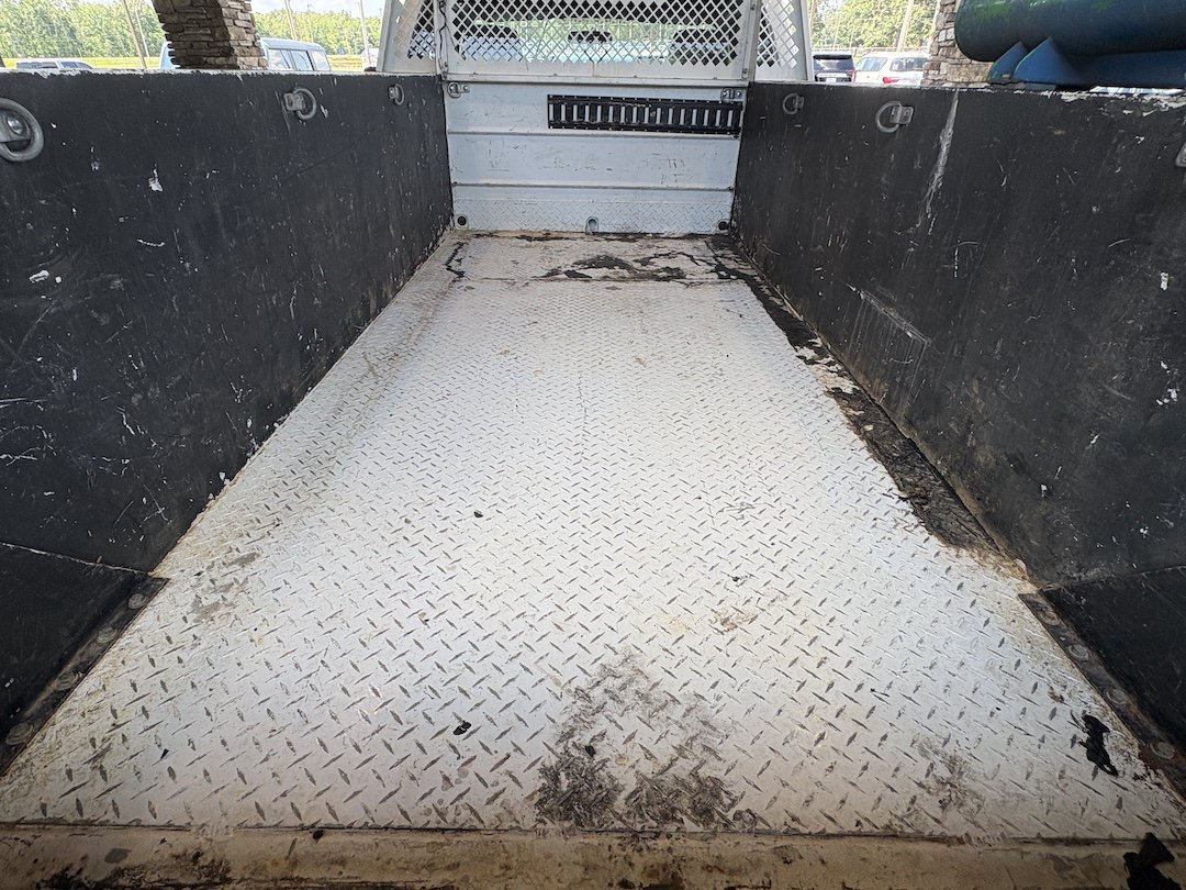 2016 Ford F-350 Super Duty Chassis Cab XL - Photo 24