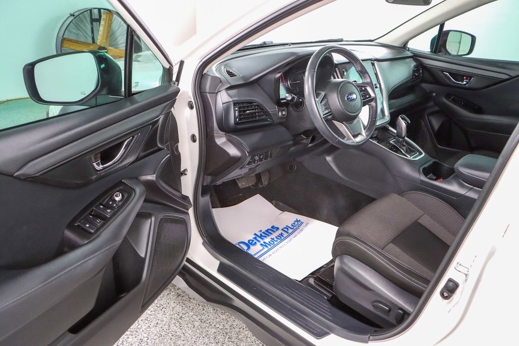 Used 2023 Subaru Outback Premium AWD SUV