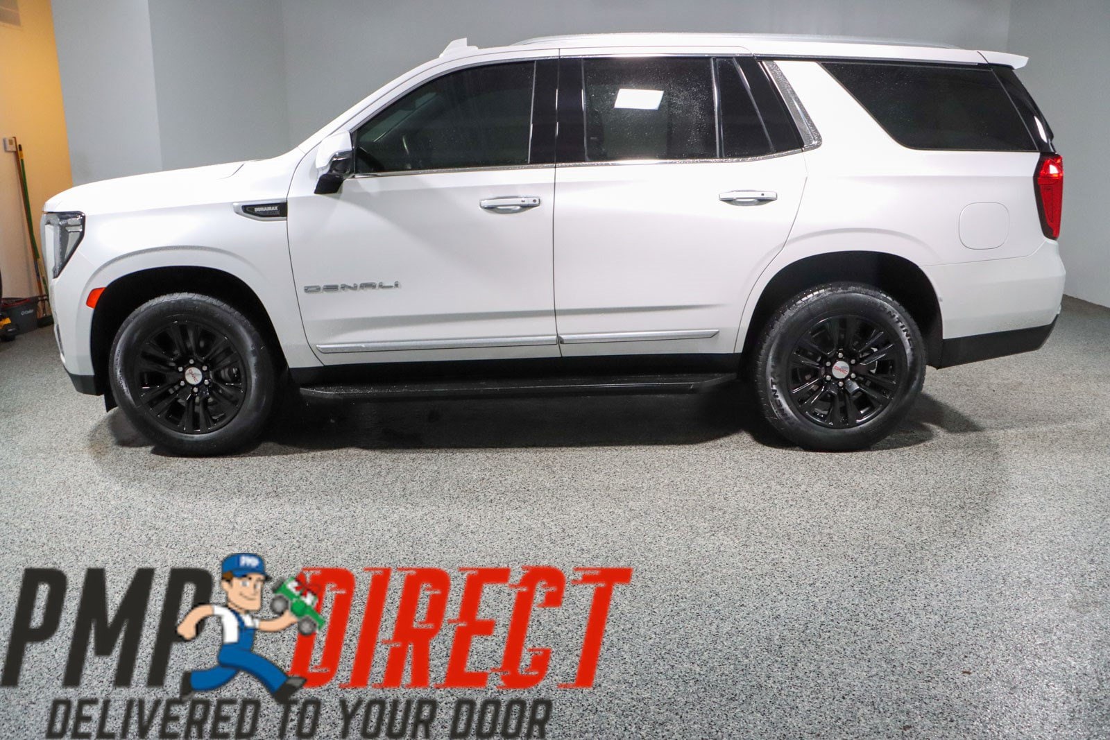 2023 GMC Yukon Denali - Photo 10