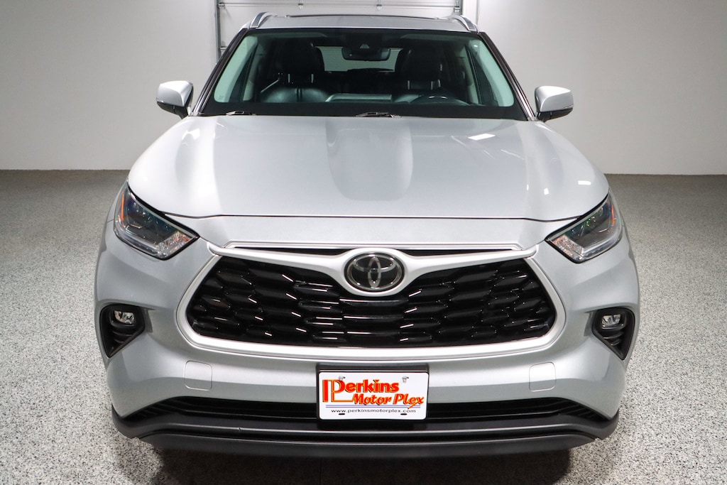 Used 2021 Toyota Highlander XLE SUV