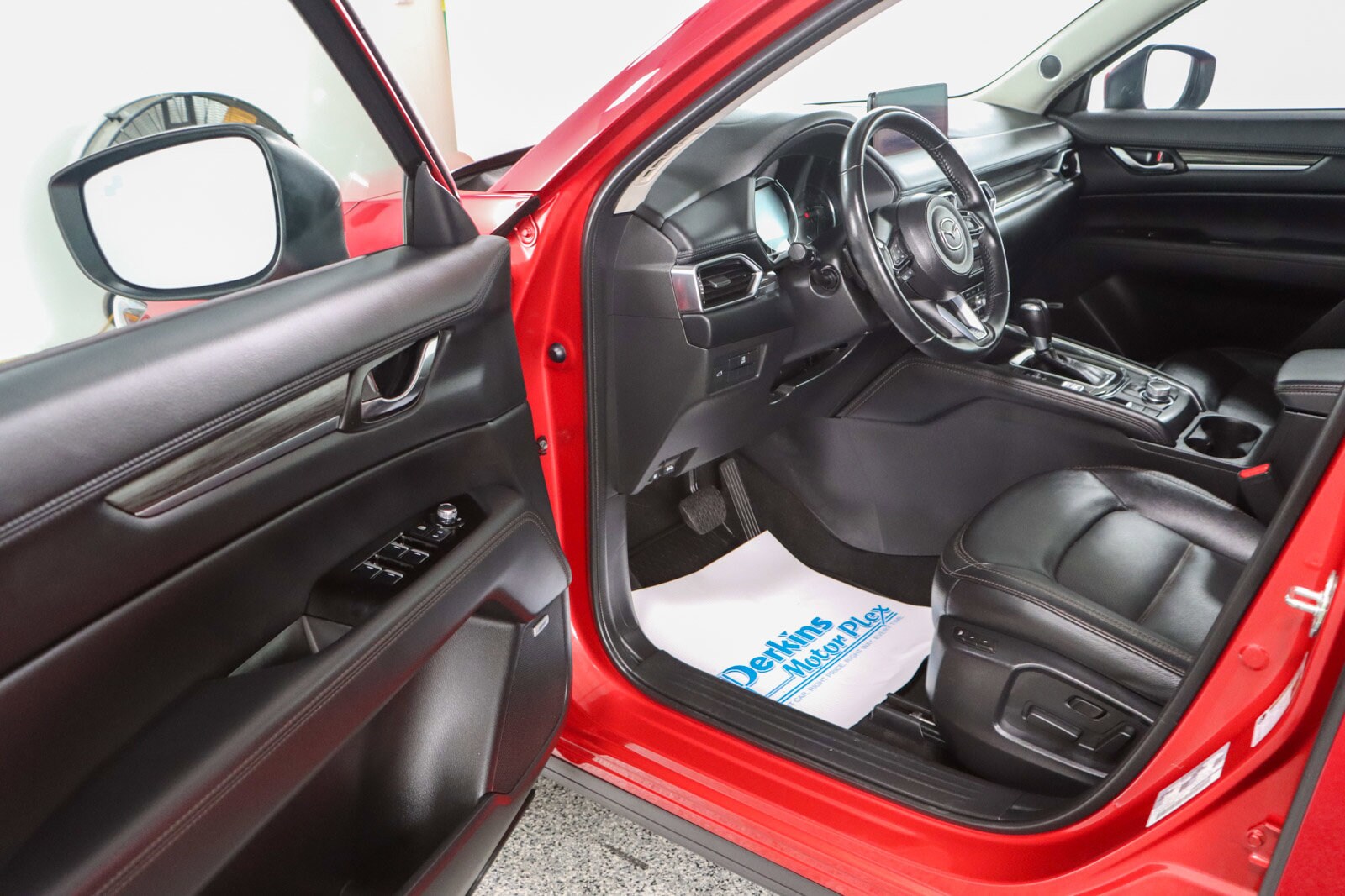 2022 Mazda CX-5 Premium Plus photo 2