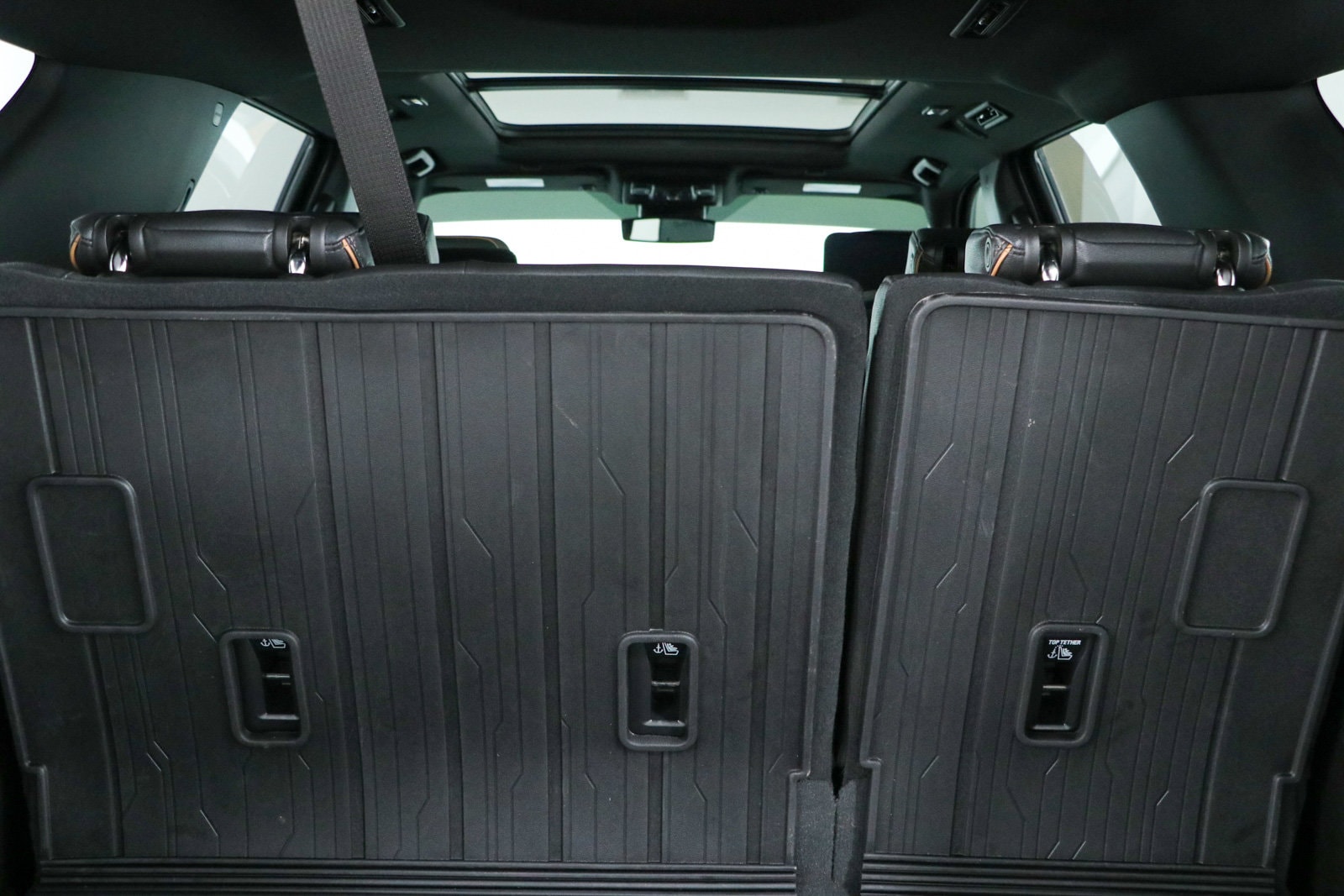 2023 GMC Yukon AT4 - Photo 35