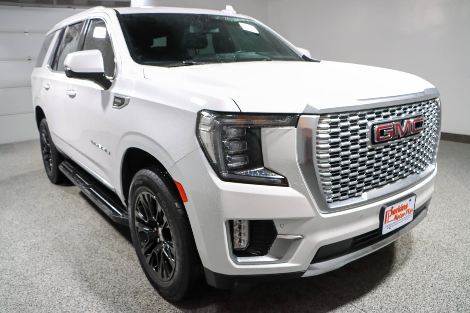 2023 GMC Yukon Denali - Photo 5