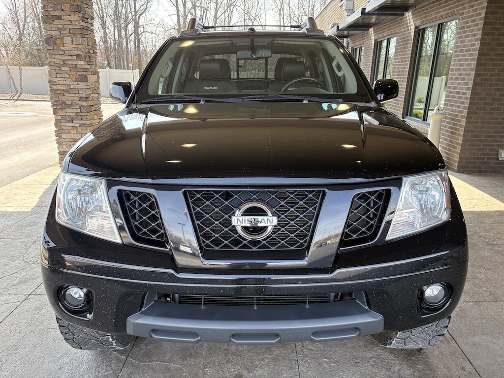 Used 2016 Nissan Frontier PRO-4X Truck Crew Cab