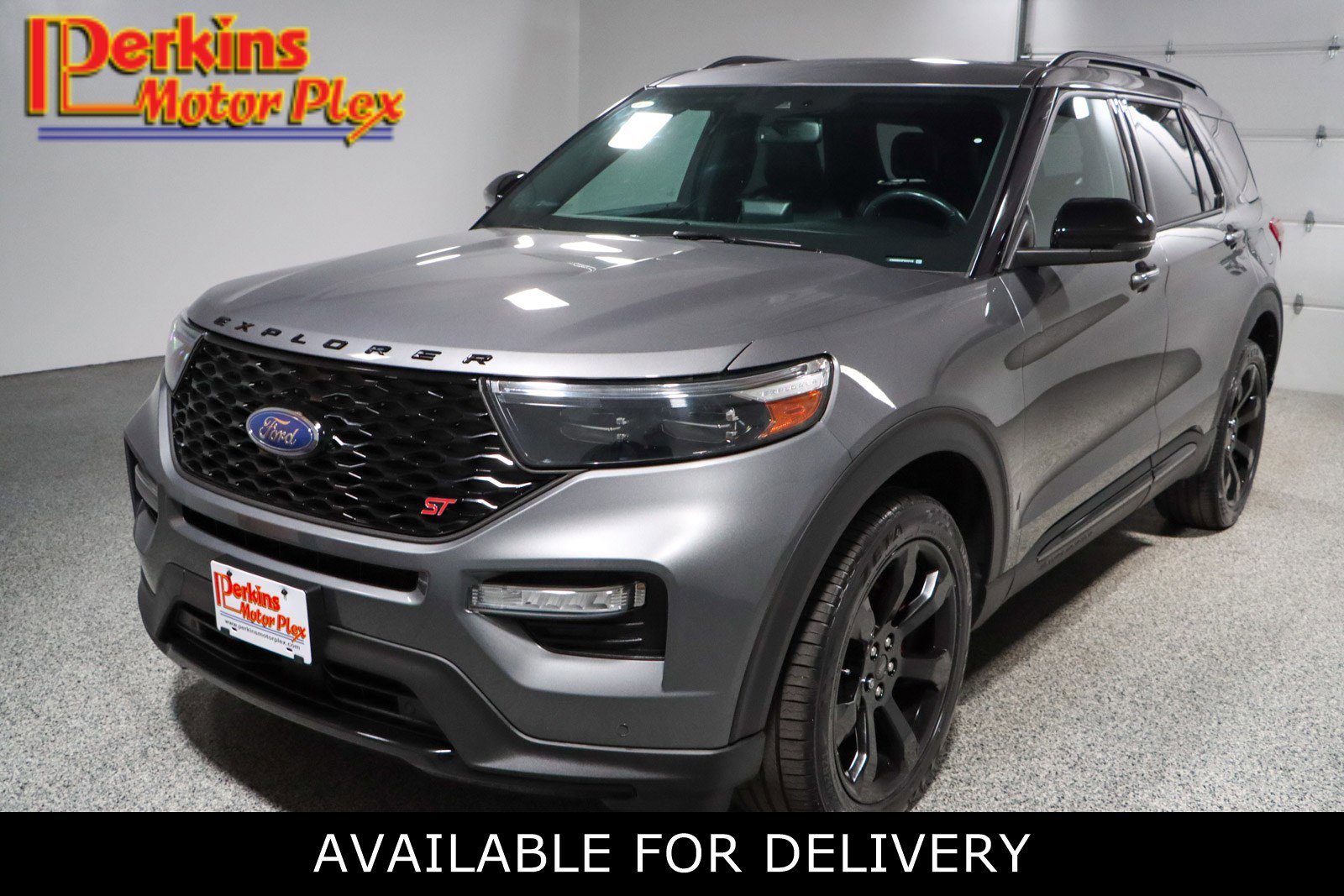 2023 Ford Explorer ST 4WD's photo