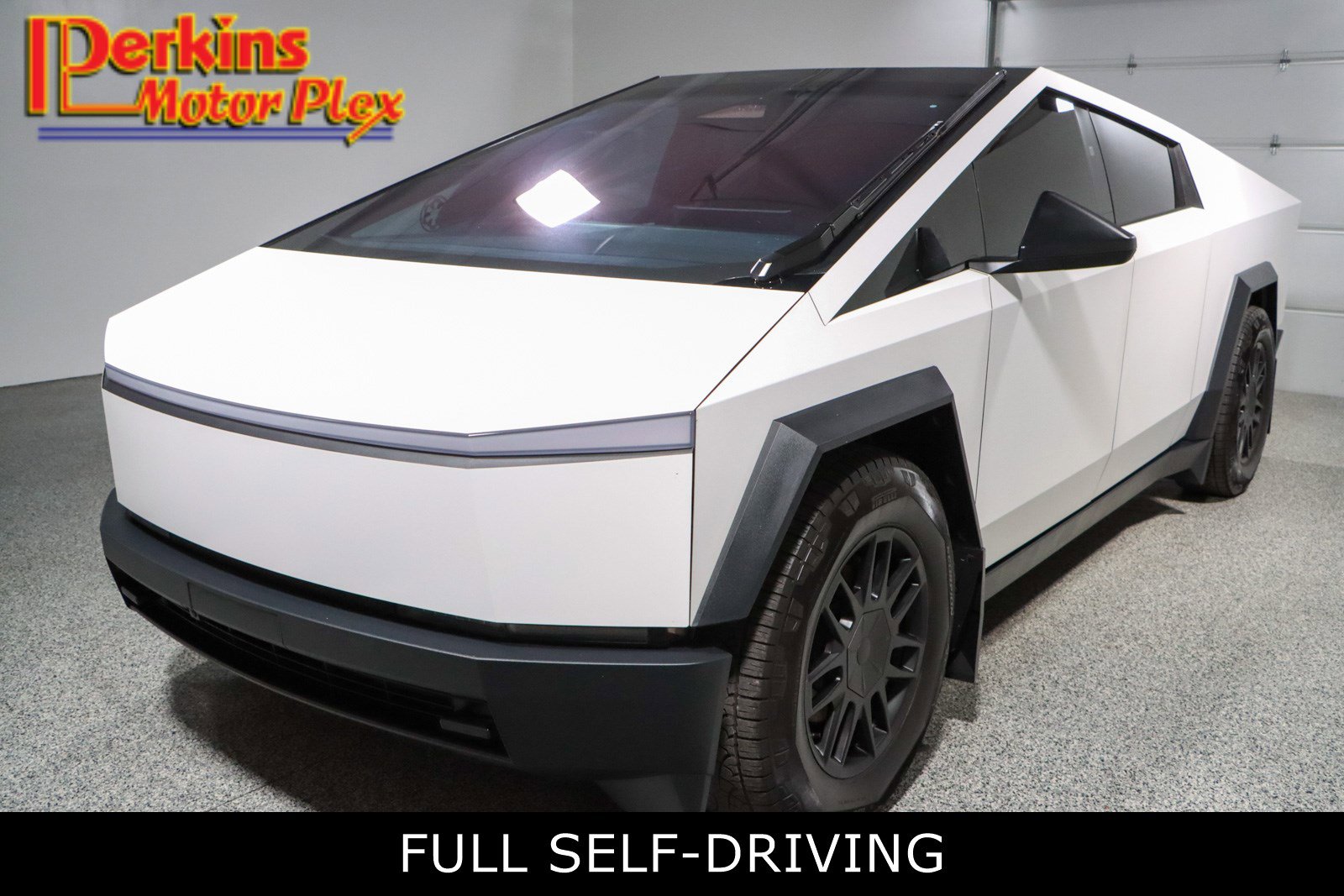 2024 Tesla Cybertruck All-Wheel Drive's photo