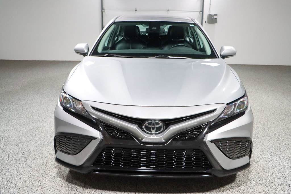Used 2024 Toyota Camry SE Sedan