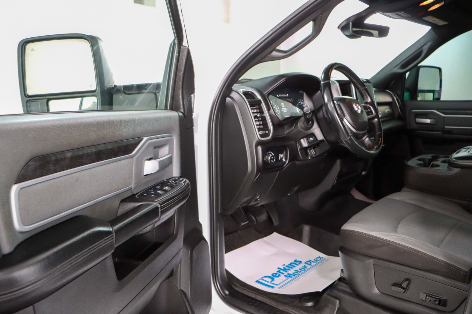 2023 Ram 2500 Big Horn photo 2