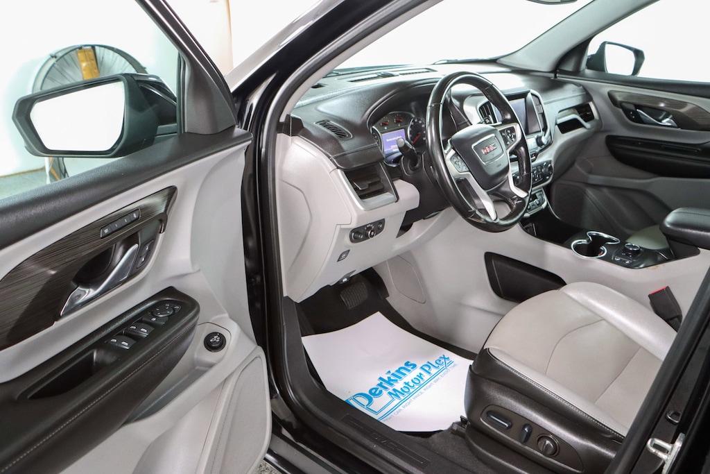 Used 2023 GMC Terrain SLT AWD SUV