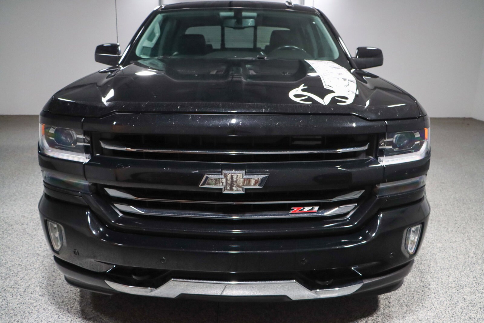 2018 Chevrolet Silverado 1500 LTZ Z71 photo 2