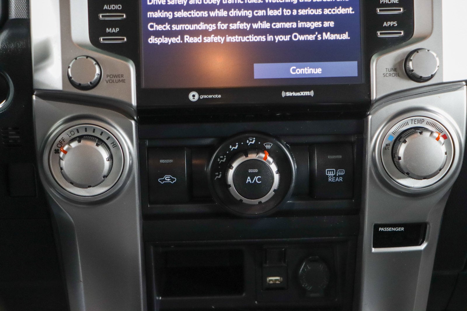 2021 Toyota 4Runner SR5 - Photo 21