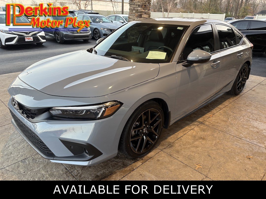 2023 Honda Civic Hatchback Sport Touring's photo