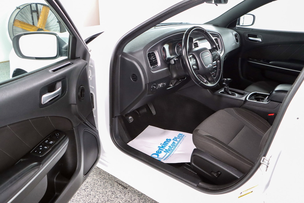 Used 2022 Dodge Charger SXT Sedan