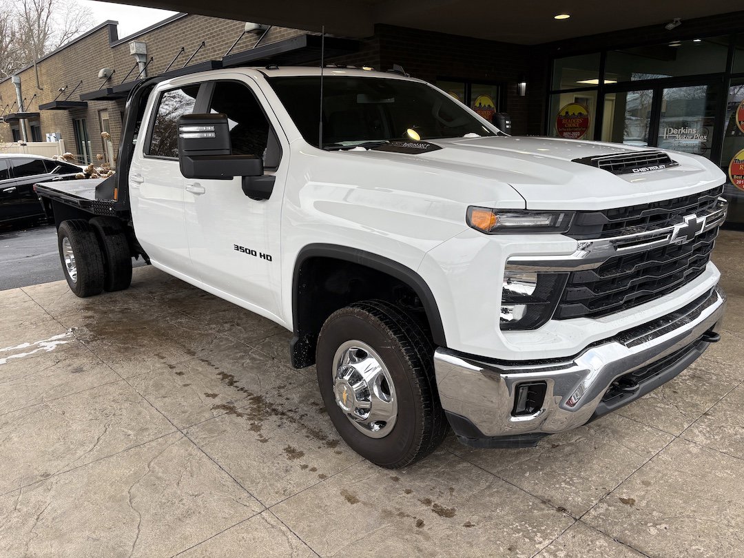 2024 Chevrolet Silverado 3500HD LT - Photo 6
