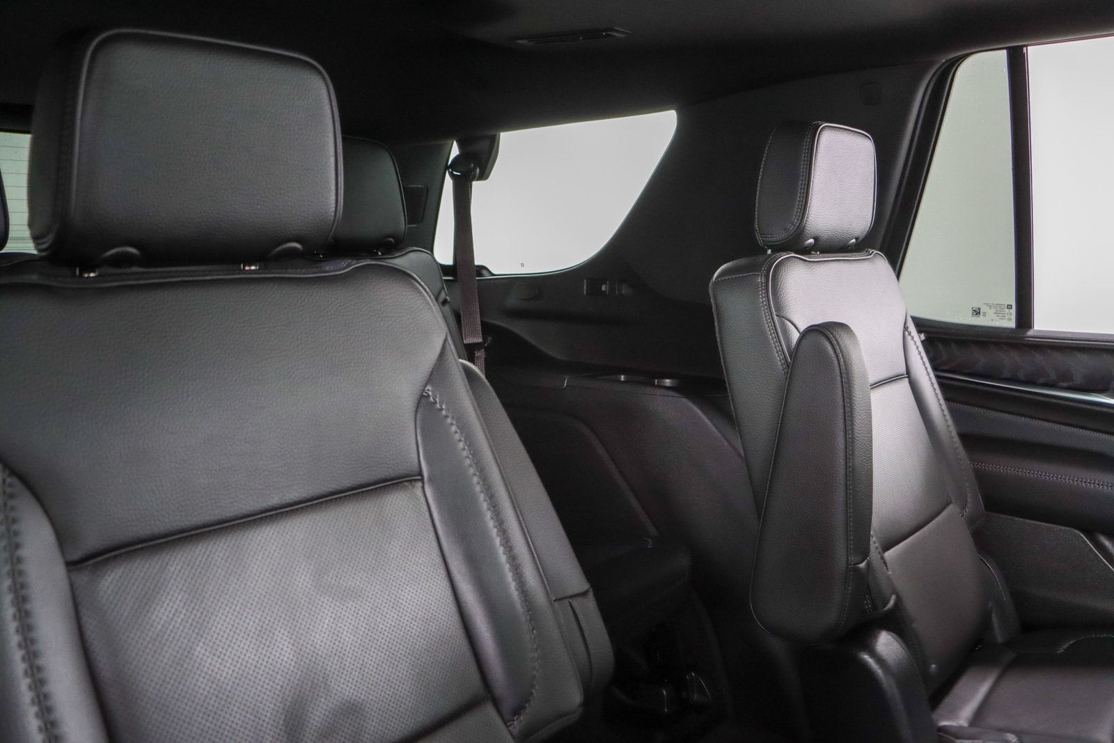 2023 GMC Yukon Denali - Photo 32