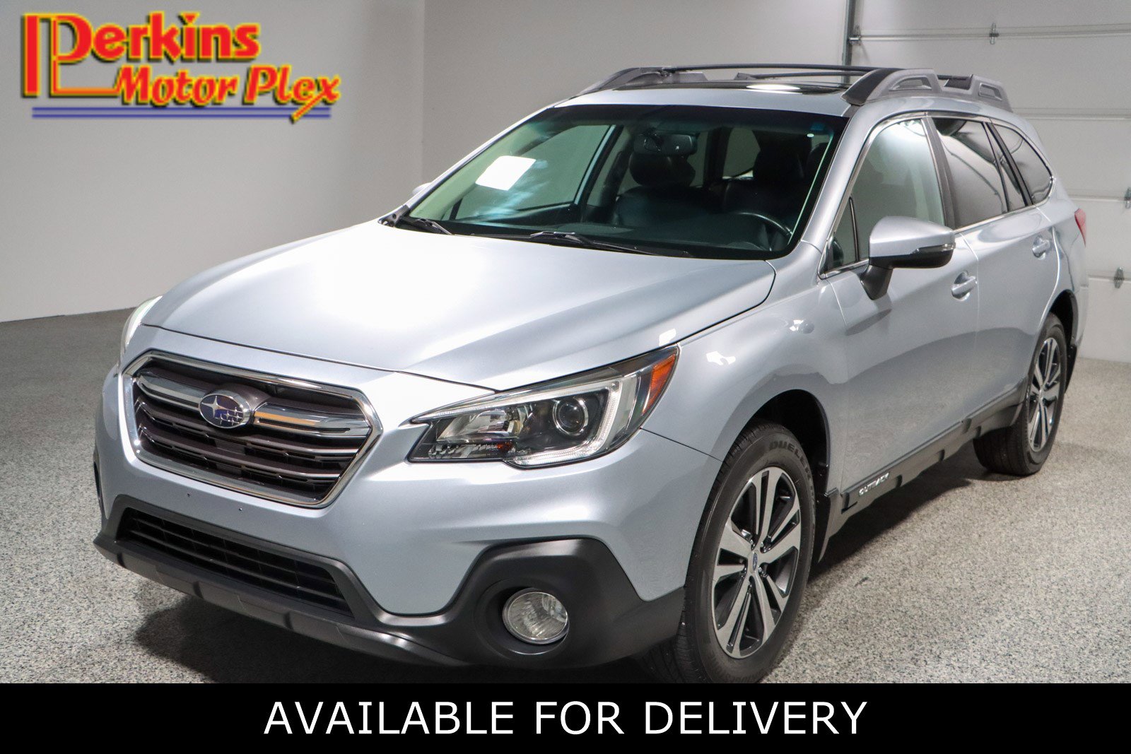 2018 Subaru Outback Limited's photo