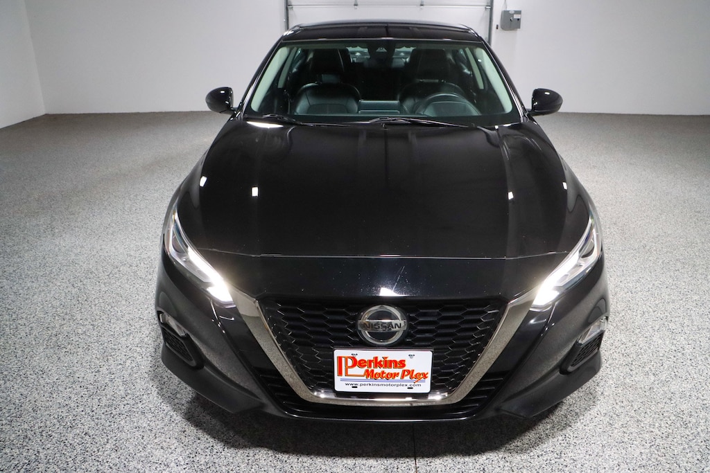 Used 2022 Nissan Altima 2.5 SR Sedan
