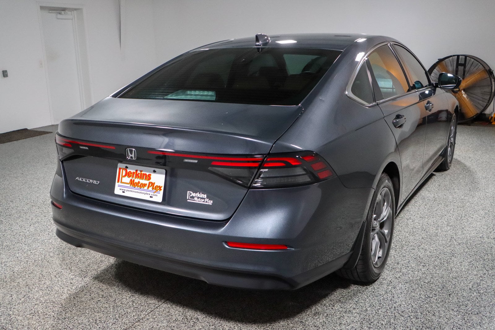 2024 Honda Accord EX - Photo 7