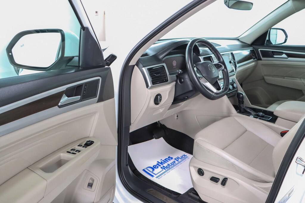 Used 2023 Volkswagen Atlas SE AWD SUV