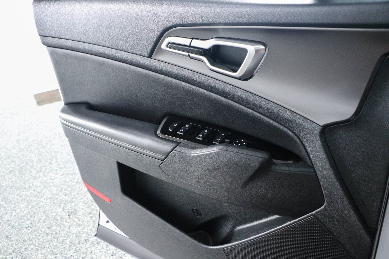 2023 Kia Sportage EX - Photo 21