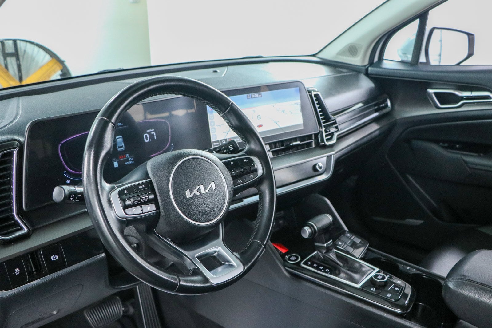 2023 Kia Sportage EX - Photo 22