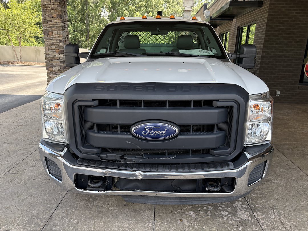 2016 Ford F-350 Super Duty Chassis Cab XL - Photo 3