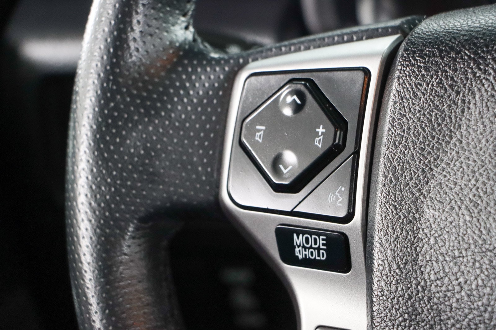 2021 Toyota 4Runner SR5 - Photo 14