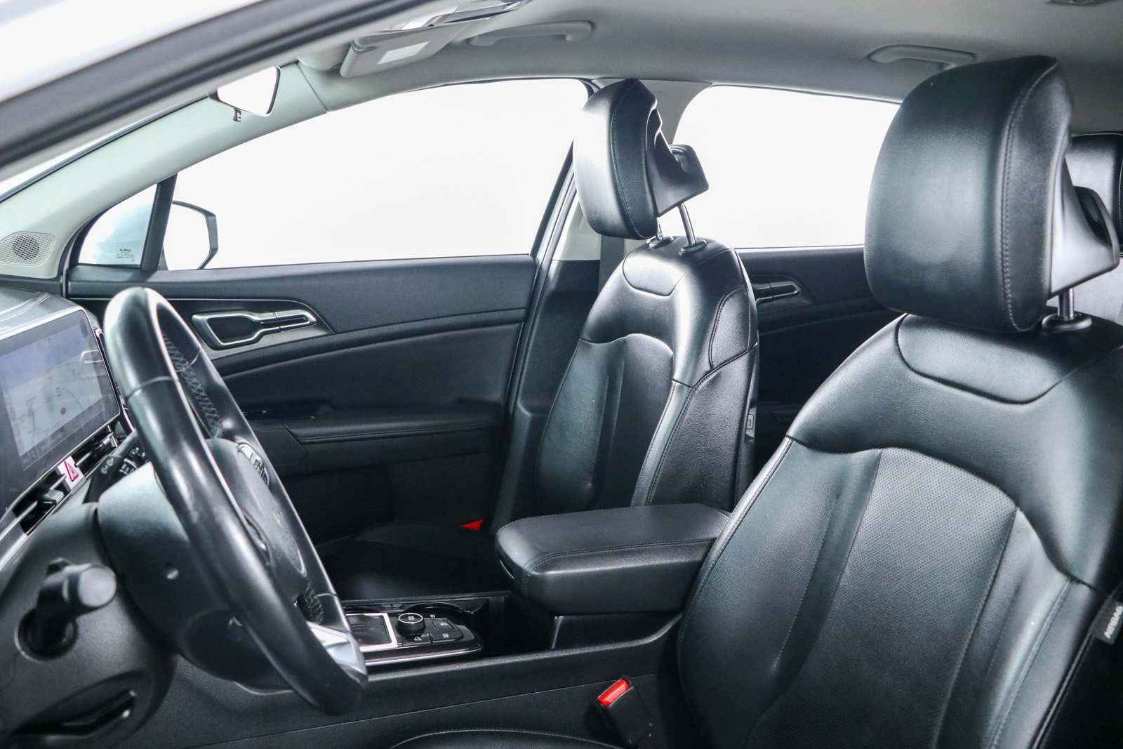 2023 Kia Sportage EX - Photo 23