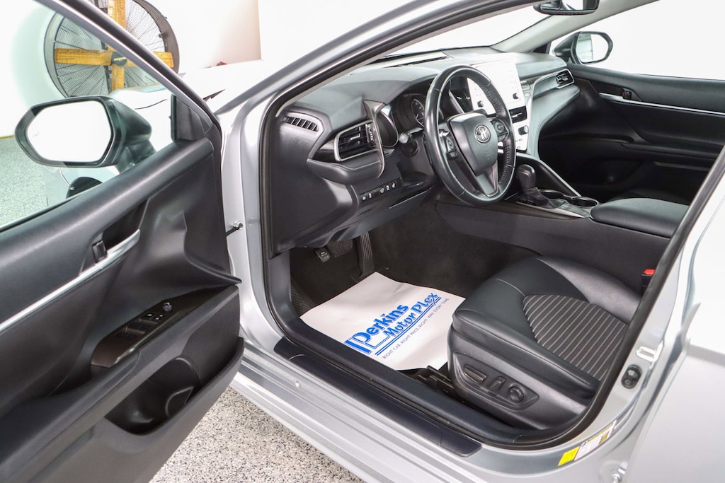 Used 2024 Toyota Camry SE Sedan