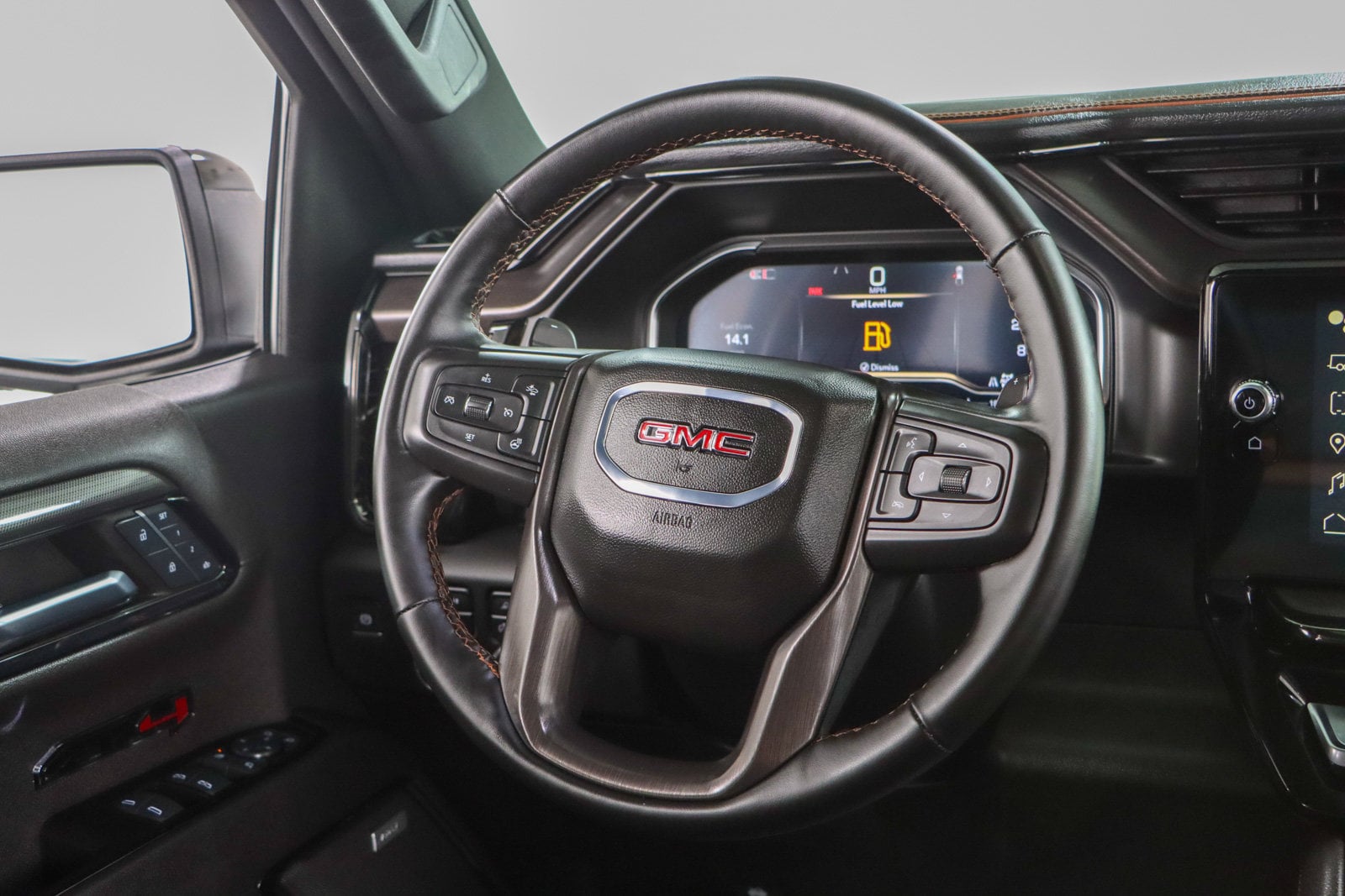 2024 GMC Sierra 1500 AT4 - Photo 13