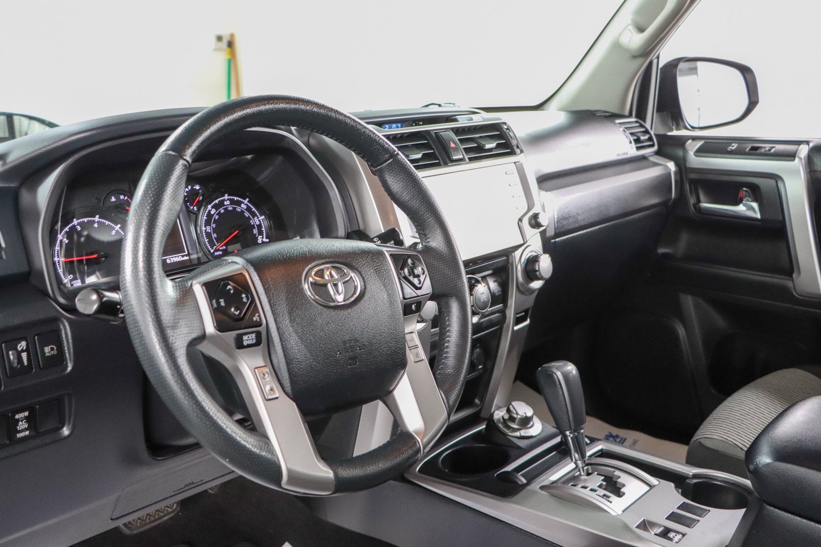 2021 Toyota 4Runner SR5 - Photo 23