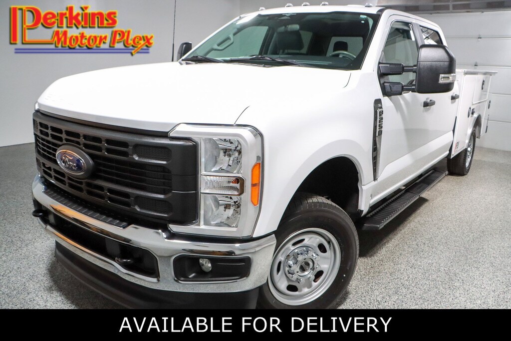 Used 2023 Ford F-250 XL 4X4 UTILITY BED Truck Crew Cab