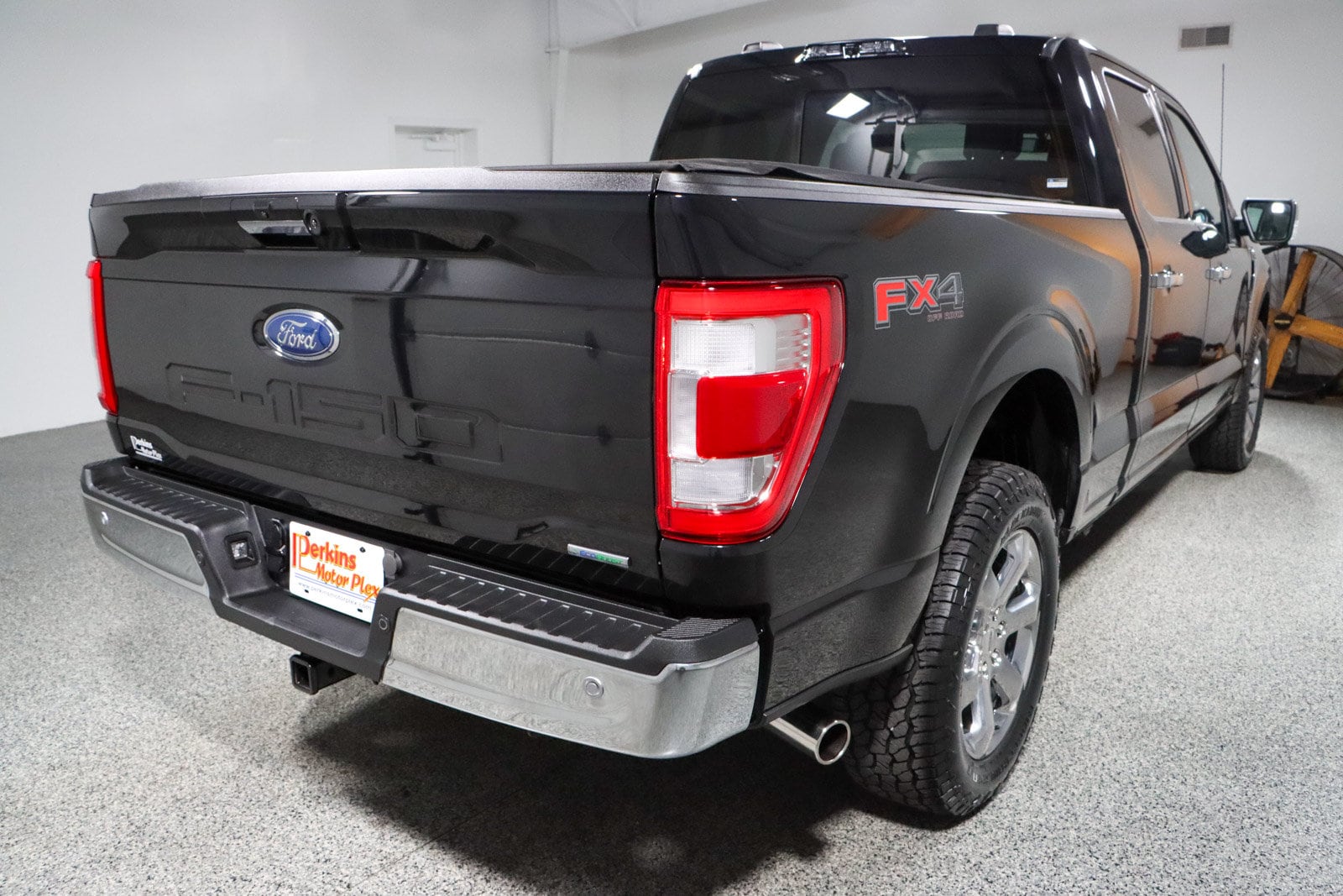 2023 Ford F-150 Lariat - Photo 7