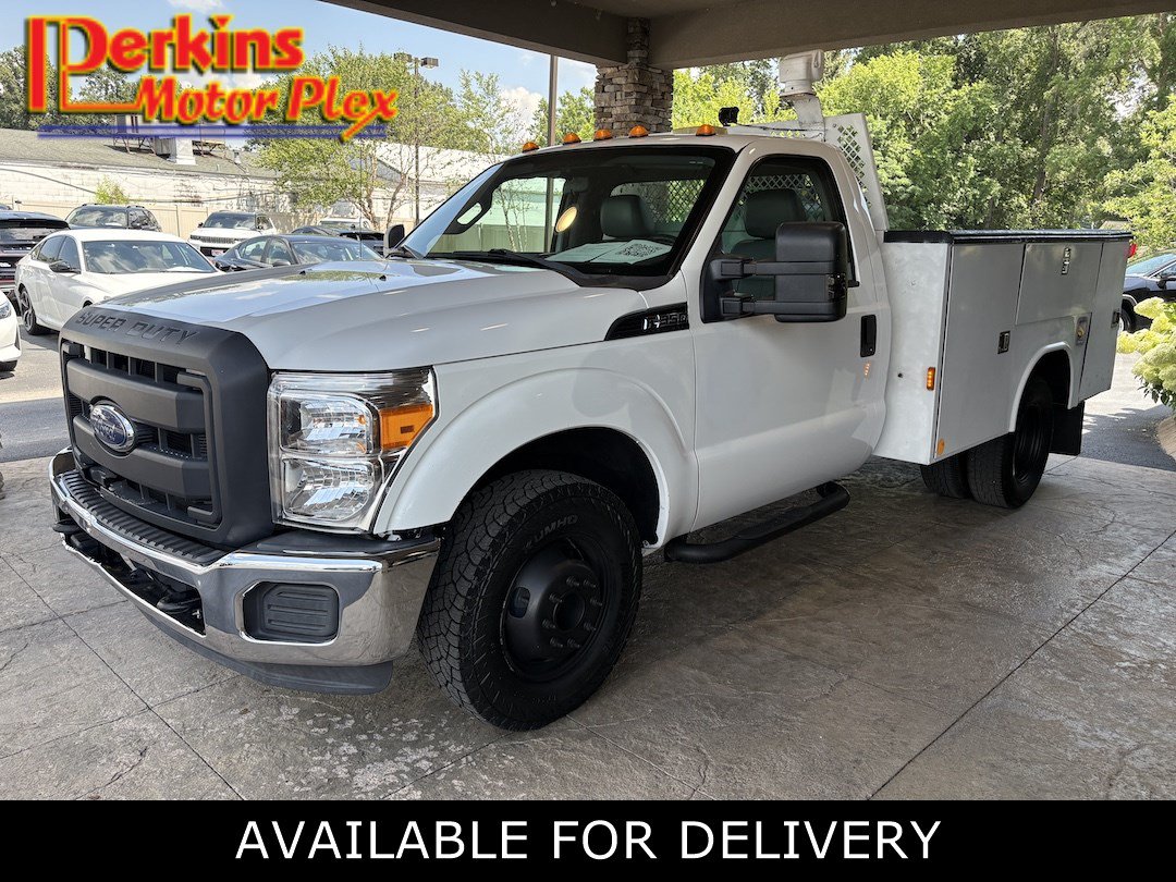 2016 Ford F-350 XLT Regular Cab 141-In DRW's photo