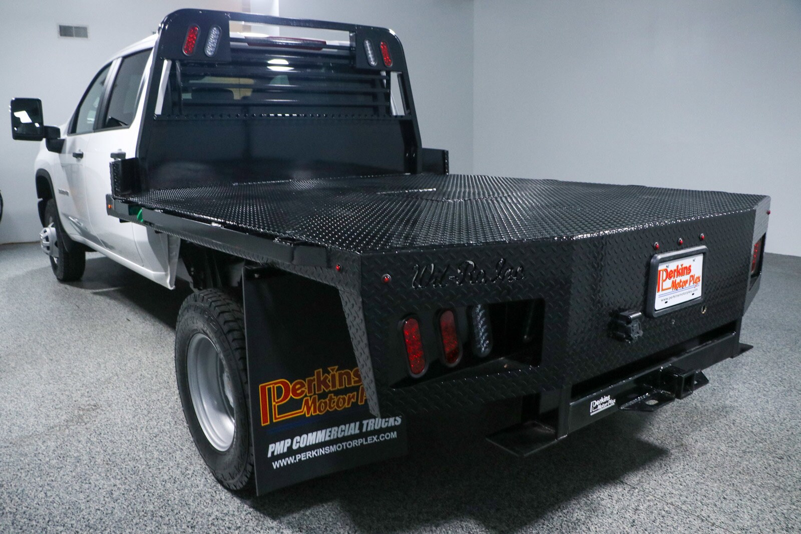 2024 Chevrolet Silverado 3500HD Work Truck - Photo 10