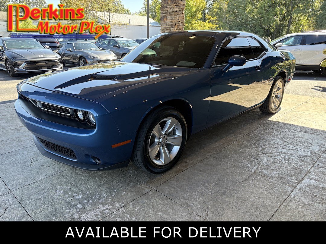2023 Dodge Challenger SXT