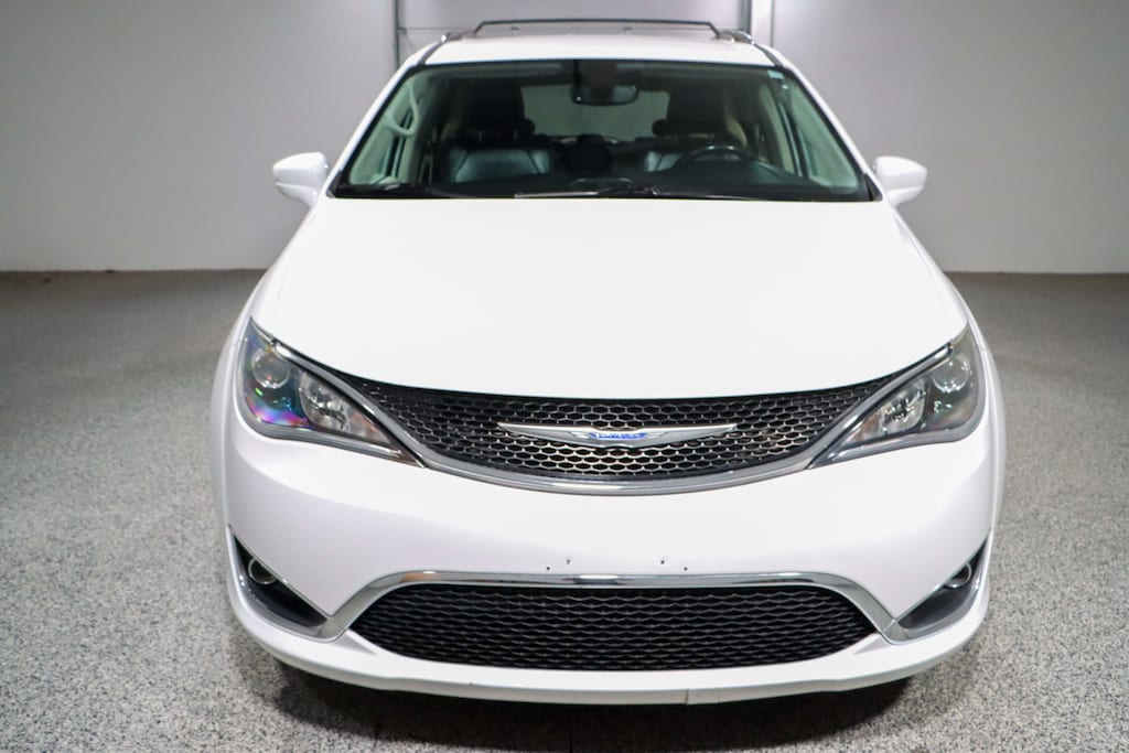 Used 2020 Chrysler Pacifica Touring L Van Passenger Van