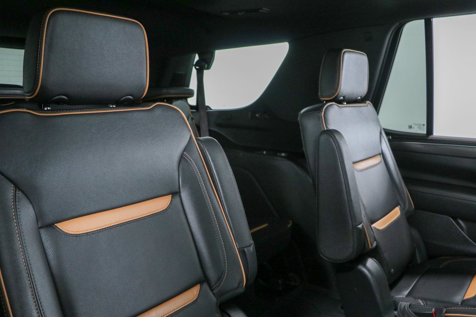 2023 GMC Yukon AT4 - Photo 33