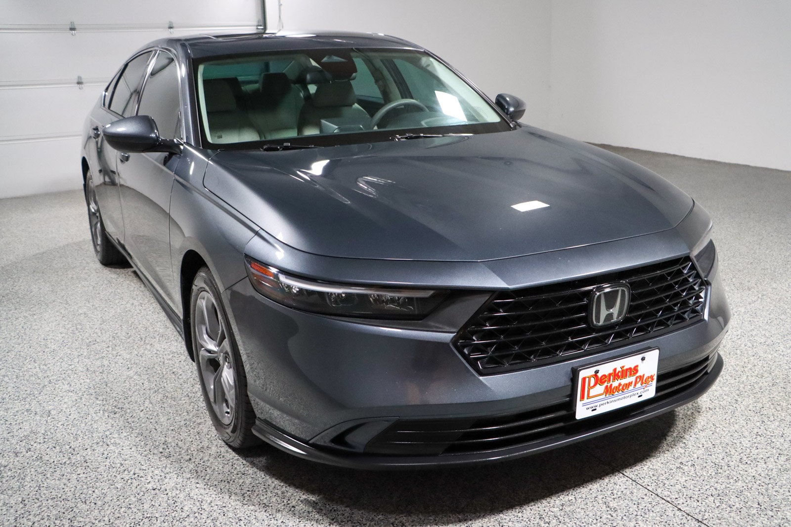 2024 Honda Accord EX - Photo 5