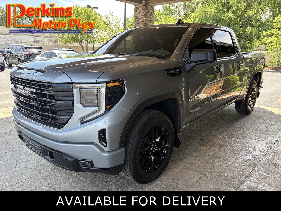 2026 GMC Sierra 4WD Crew Cab Short Box Elevation's photo