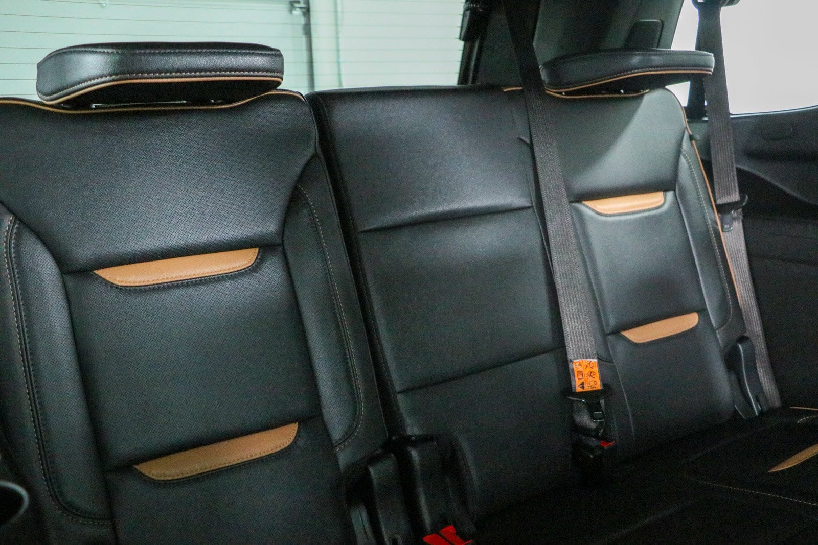 2023 GMC Yukon AT4 - Photo 34