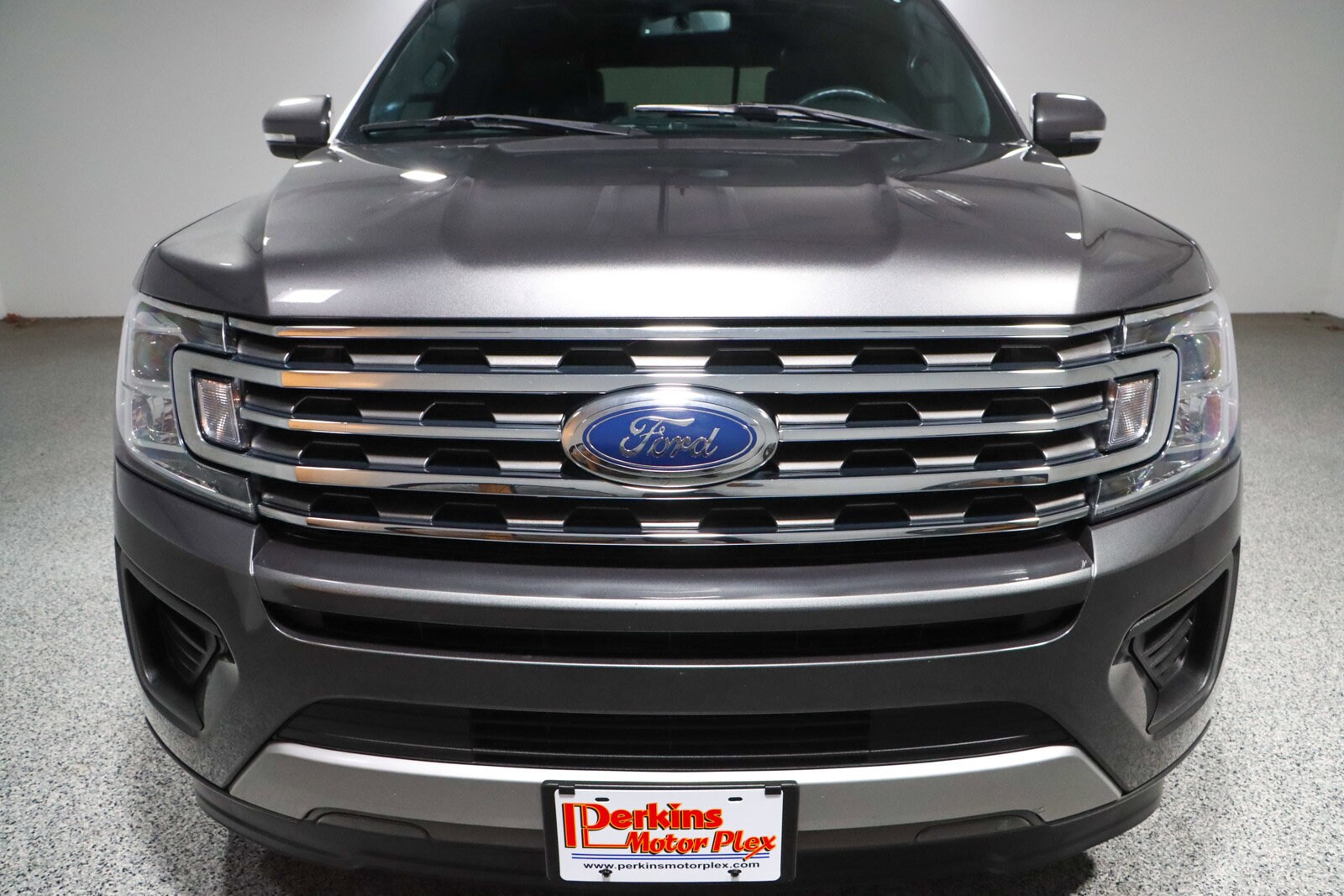 2021 Ford Expedition XLT photo 3