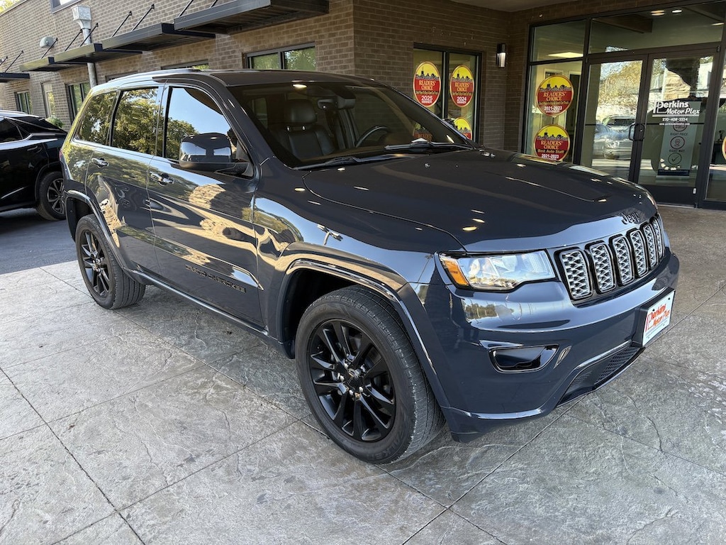 Used 2018 Jeep Grand Cherokee Altitude SUV