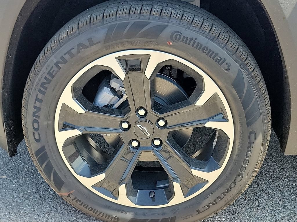 2026 Chevrolet Equinox LT - Photo 17