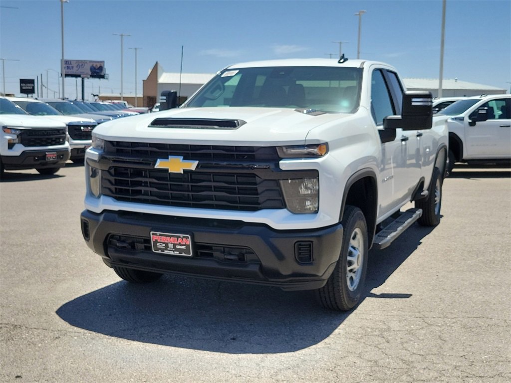 2024 Chevrolet Silverado 2500HD photo 4