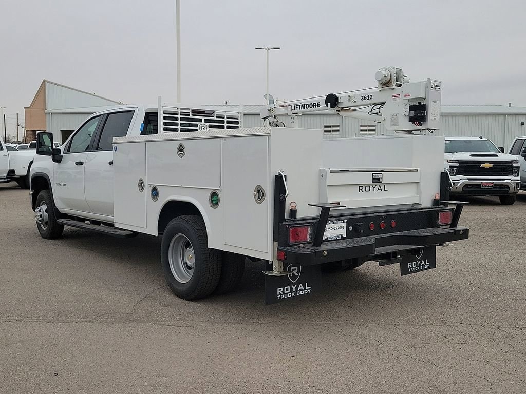 2025 Chevrolet Silverado 3500 HD Work Truck - Photo 7
